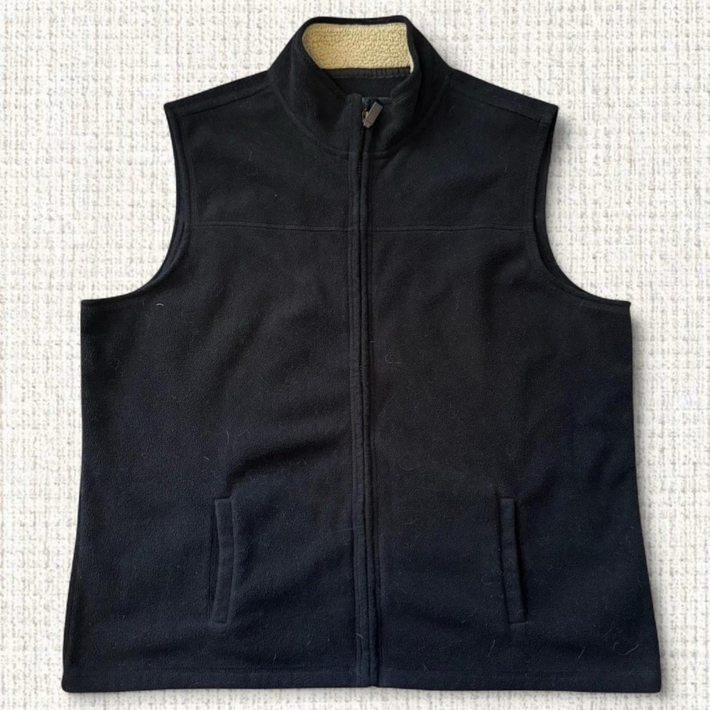 Outdoor Life Black Fleece Zip-Up Vest